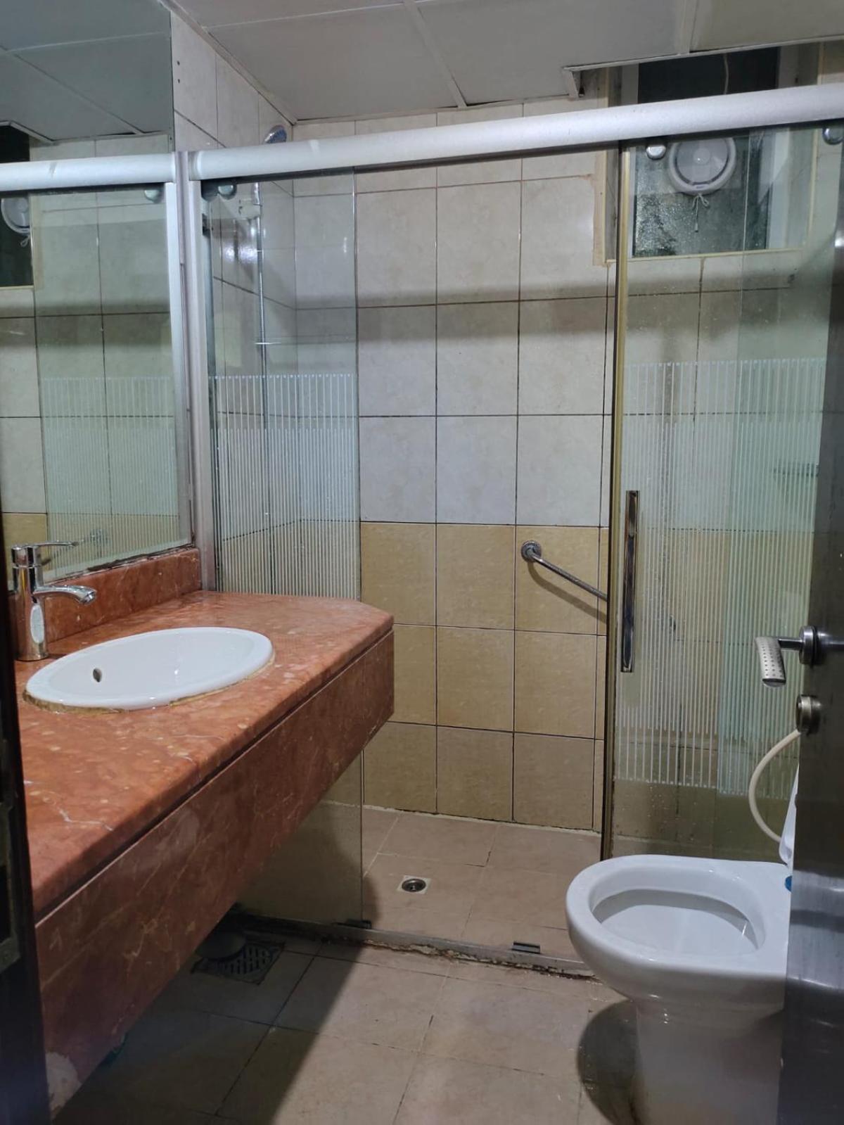 שארג'ה Arnim Suite - 3 Bedrooms Apartment מראה חיצוני תמונה