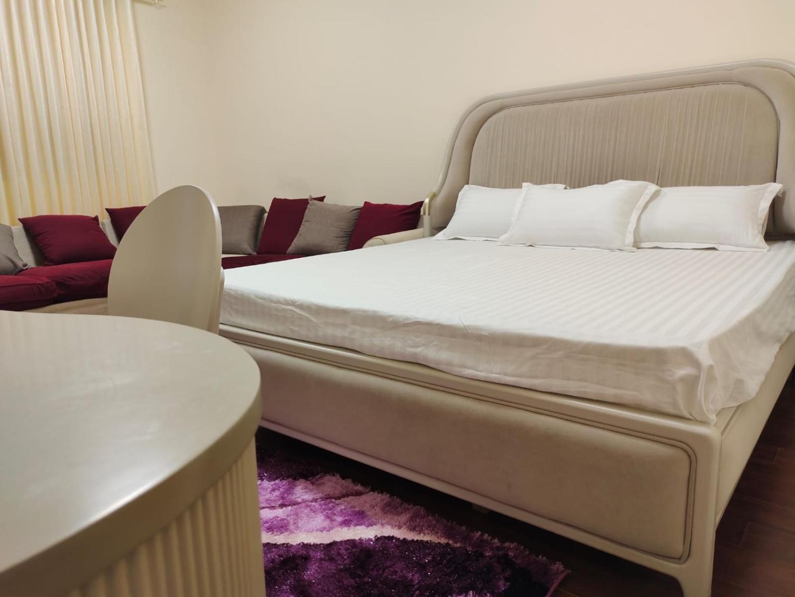 שארג'ה Arnim Suite - 3 Bedrooms Apartment מראה חיצוני תמונה