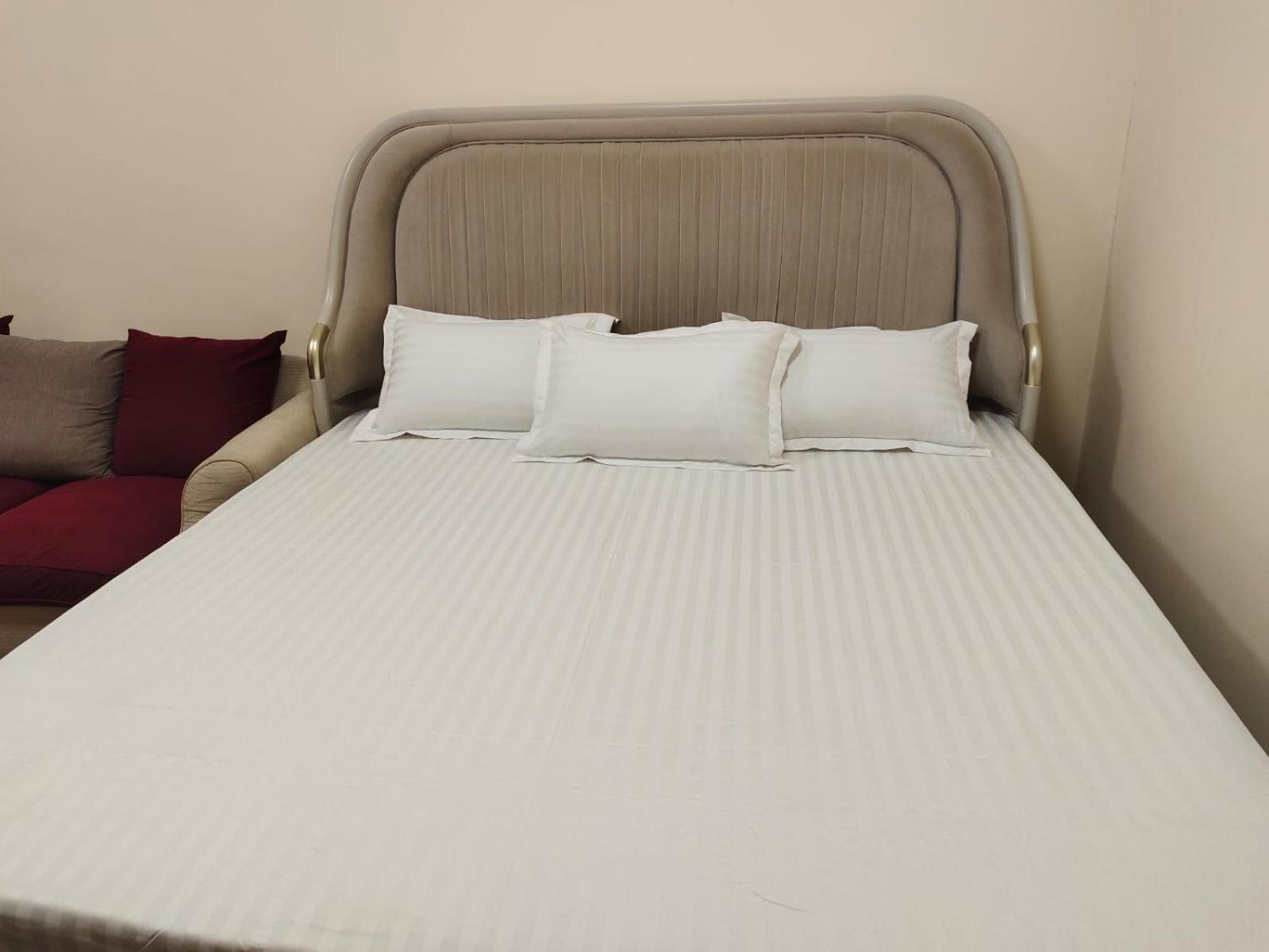 שארג'ה Arnim Suite - 3 Bedrooms Apartment מראה חיצוני תמונה