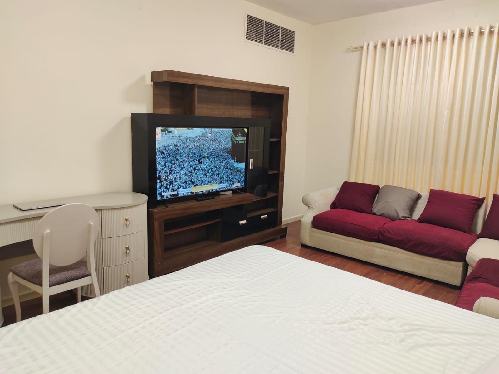 שארג'ה Arnim Suite - 3 Bedrooms Apartment מראה חיצוני תמונה